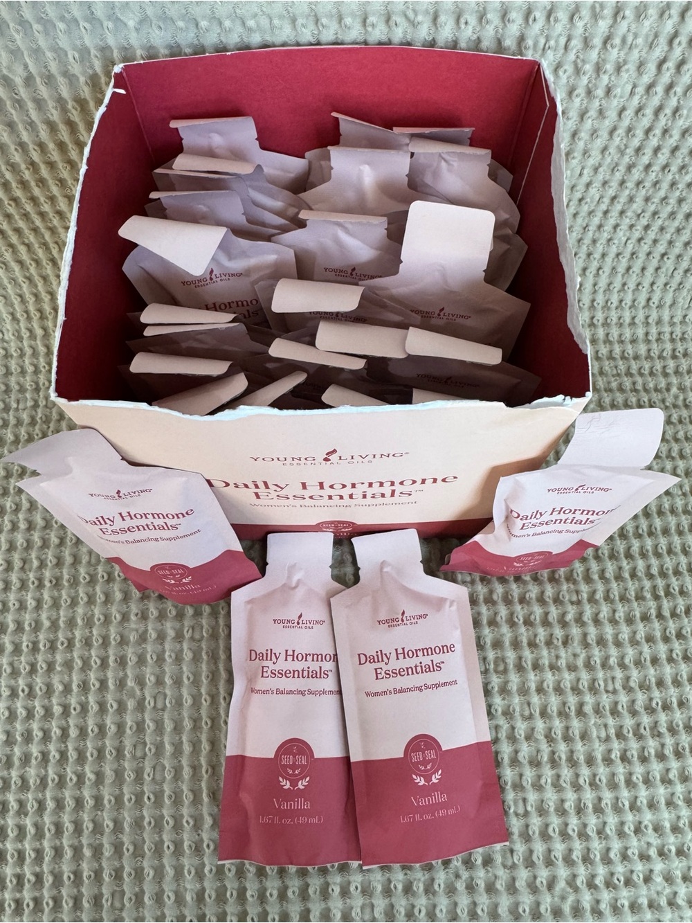 Young Living Daily Hormone Essentials 27 Individual Packs- Free Shipping - Picture 3 of 8